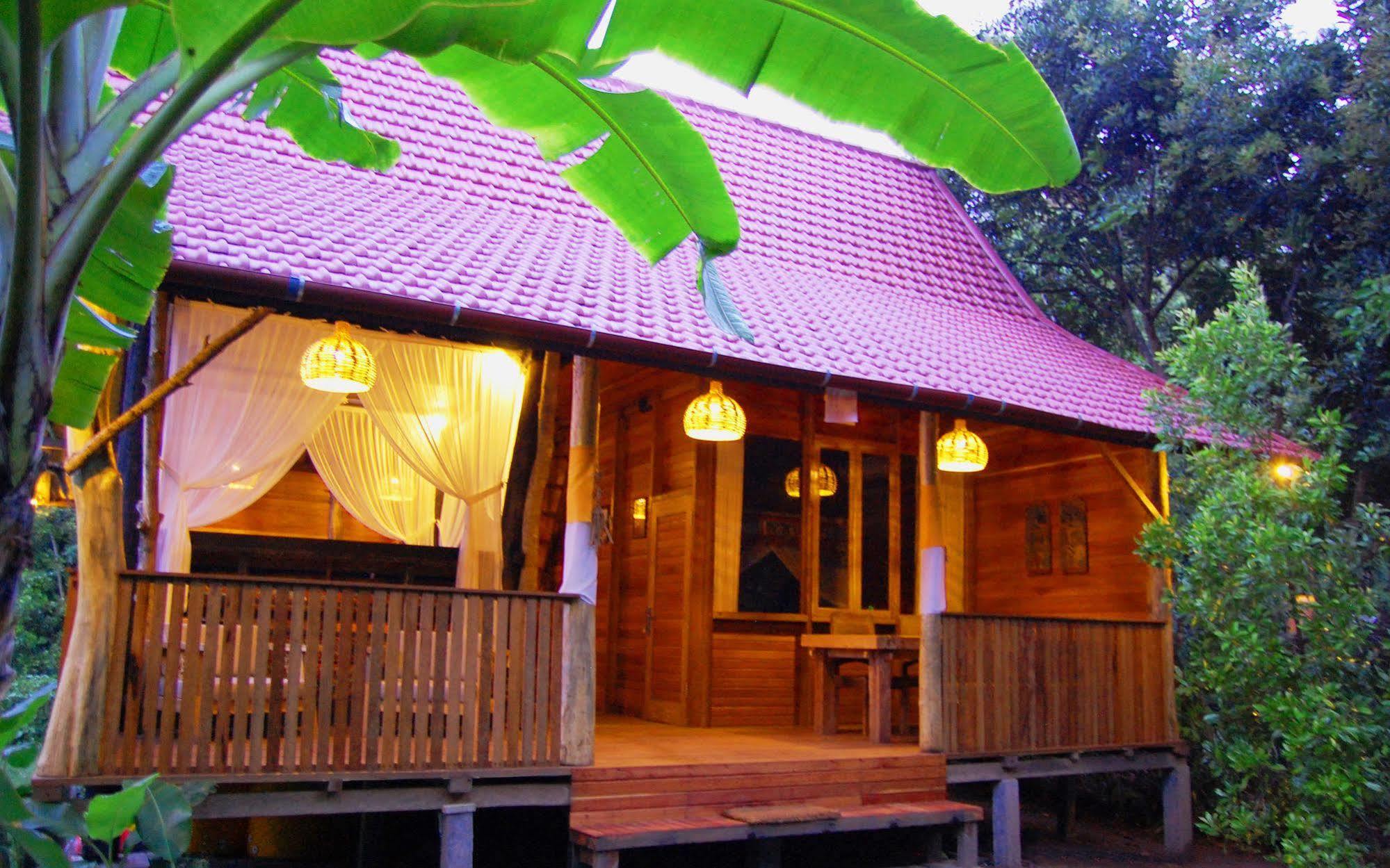 Indo Rumah Zengarden Pabean Buleleng Esterno foto